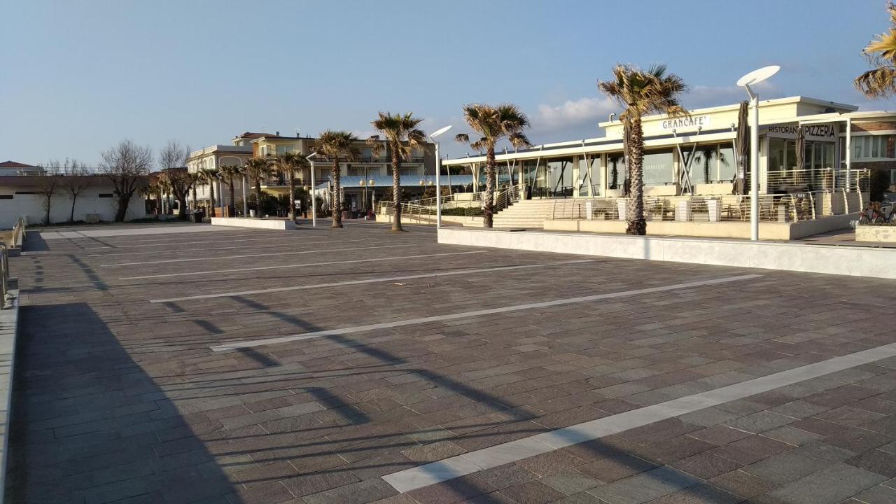 Dimora Beach Cecina  Εξωτερικό φωτογραφία